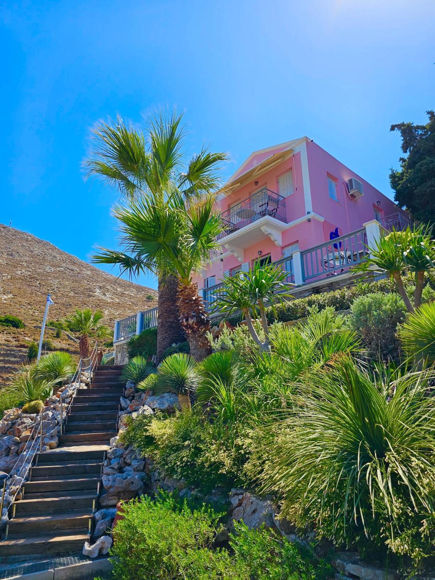 Niriides Hotel Apartments Simi Exterior foto