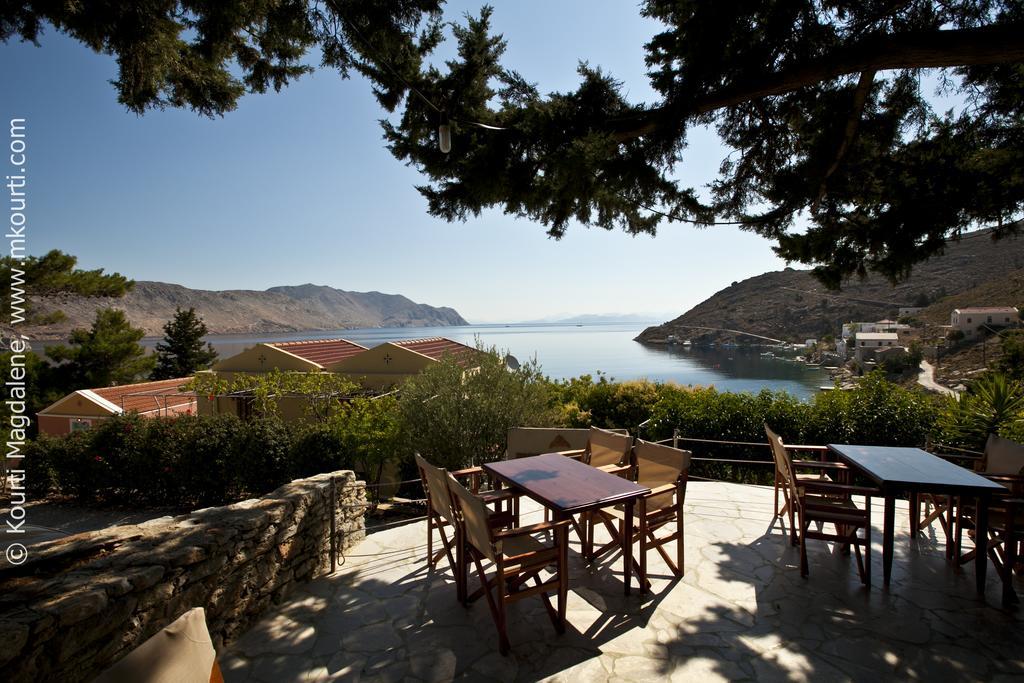 Niriides Hotel Apartments Simi Exterior foto